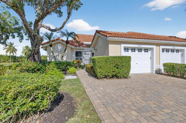 Palm Isles, 7087 Summer Tree Dr, Boynton Beach, Florida 33437, image 1