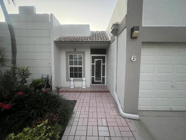 Town Villas At Moon Lake, 18800 Jolson Ave #6, Boca Raton, Florida 33496, image 1