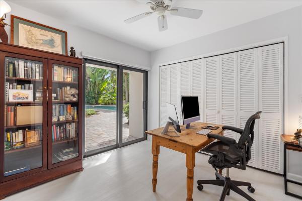 Place Au Soleil, 815 Tangerine Way, Gulf Stream, Florida 33483, image 1