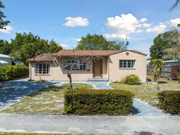 Broadmoor, 331 Winters St, West Palm Beach, Florida 33405, image 1