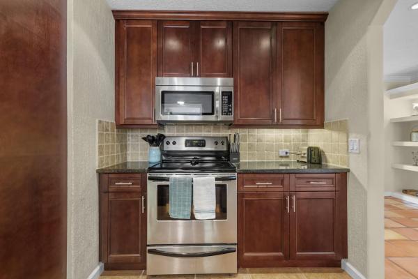Riverview, 991 SE Walters Ter, Port St. Lucie, Florida 34983, image 2