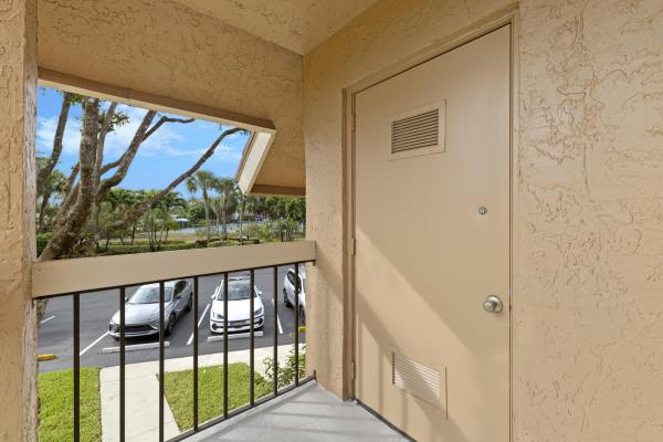 Green Lakes At Indian Spring, 11296 Green Lake Dr #204, Boynton Beach, Florida 33437, image 1
