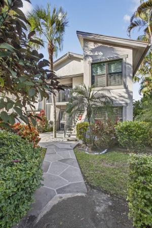 Golf Cottages, 11267 Pond View Dr #B104, Wellington, Florida 33414, image 1