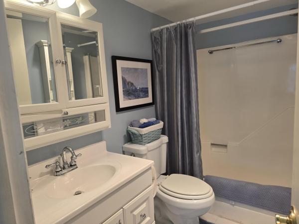 Golden Lakes Village, 112 Lake Dora Dr, West Palm Beach, Florida 33411, image 2