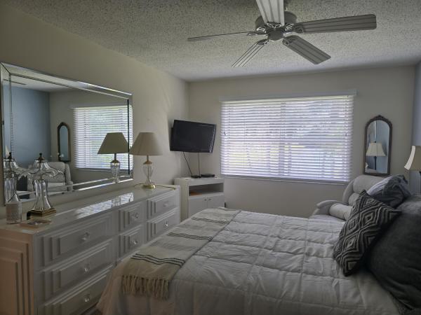 Golden Lakes Village, 112 Lake Dora Dr, West Palm Beach, Florida 33411, image 1