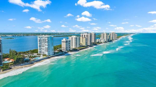 Corniche, 5200 N Ocean Dr #203, Riviera Beach, Florida 33404, image 2