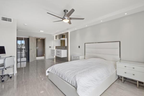 Waterview 2, 20515 E Country Club Dr #345, Aventura, Florida 33180, image 3