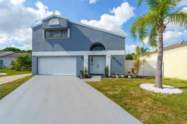 Boynton Lakes North, 5 Compton Way, Boynton Beach, Florida 33426, image 1