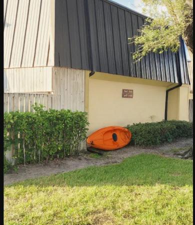 2464 Waterside Dr, Lake Worth, Florida 33461, image 1