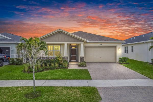 792 SE Bloomfield Rd, Port St. Lucie, Florida 34986, image 1
