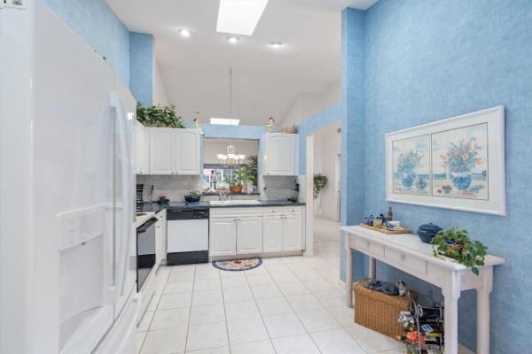 Palm Isles, 7741 Springwater Pl, Boynton Beach, Florida 33437, image 2