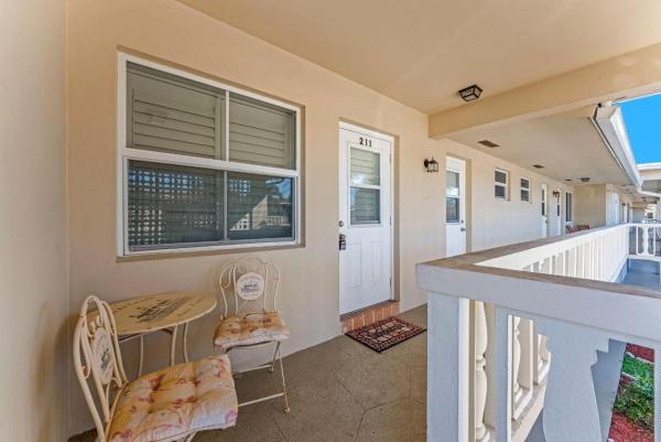 Venetian Park Gardens, 2131 NE 42nd Ct #211E, Lighthouse Point, Florida 33064, image 1