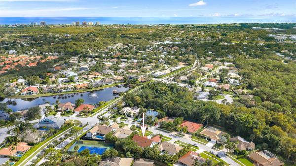 Frenchmen's Landing, 2733 Biarritz Dr, Palm Beach Gardens, Florida 33410, image 1