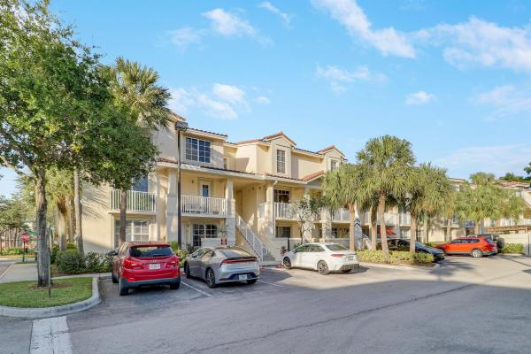 Village At Abacoa, 1152 University Blvd #22, Jupiter, Florida 33458, image 1