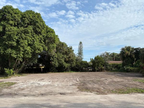 West Palm Beach No HOA, 9426 Sunrise Dr, West Palm Beach, Florida 33403, image 2