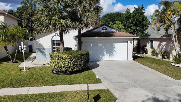 Wyndham Park At Victoria Woods, 6196 Azalea Cir, West Palm Beach, Florida 33415, image 1
