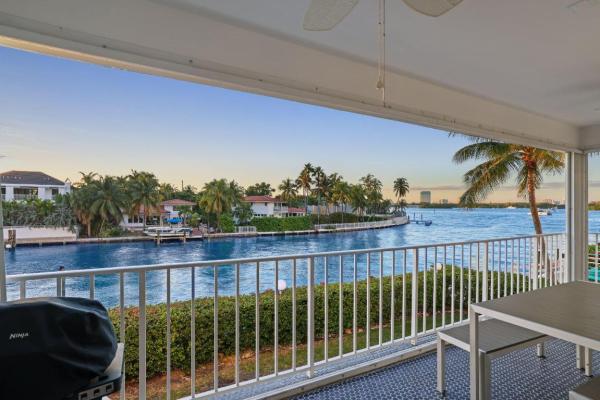 Montego Club, 10180 W Bay Harbor Dr #2C, Bay Harbor Islands, Florida 33154, image 3