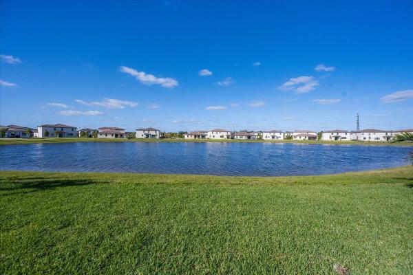 BellaSera, 1321 Whitcombe Dr, Royal Palm Beach, Florida 33411, image 1