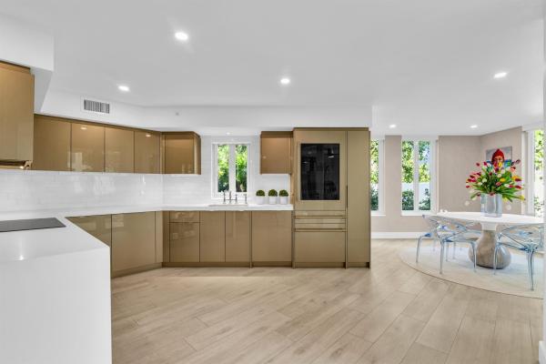 Mizner Court, 100 SE 5th Ave #106, Boca Raton, Florida 33432, image 1