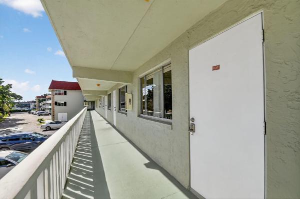 Regal Palms, 3200 Springdale Blvd #217, Palm Springs, Florida 33461, image 1