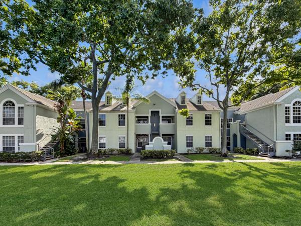 Bahia At Delray, 1215 Crystal Way #L, Delray Beach, Florida 33444, image 2