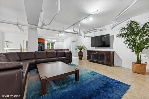 Boyntons, 6103 N Ocean Blvd, Ocean Ridge, Florida 33435, image 2