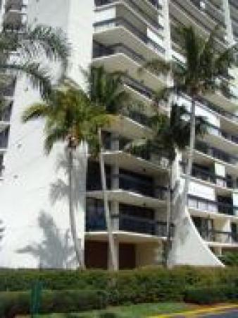 Lincoln Tower, 2400 Presidential Way #403, West Palm Beach, Florida 33401, image 1