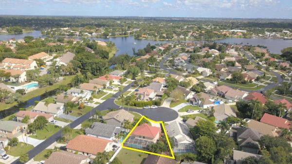 Lake Point, 1996 Lake Breeze Ct, Wellington, Florida 33414, image 2
