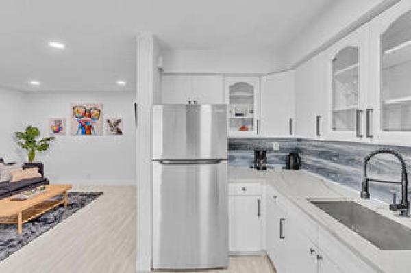 Avon Heights, 2747 Griffin Rd #1-3, Dania Beach, Florida 33312, image 1