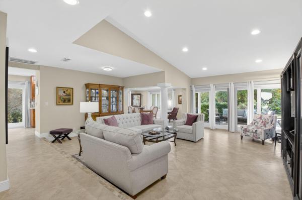 5656 Pinecrest Cir, Boca Raton, Florida 33433, image 1
