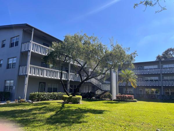 Suffolk At Century Village, 287 Suffolk G, Boca Raton, Florida 33434, image 2