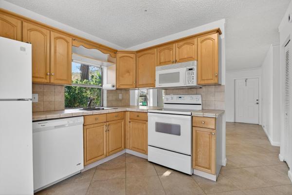 Ramblewood South, 8938 Shadow Wood Blvd, Coral Springs, Florida 33071, image 1