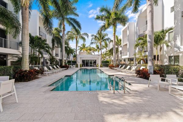 Moderne Boca, 1731 NW 40th Dr, Boca Raton, Florida 33431, image 1