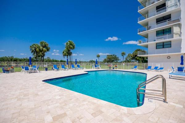 Gemini, 336 Golfview Rd #518, North Palm Beach, Florida 33408, image 2