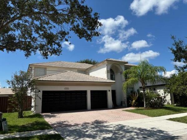 Cascades Executive, 12522 NW 18th Mnr, Pembroke Pines, Florida 33028, image 1