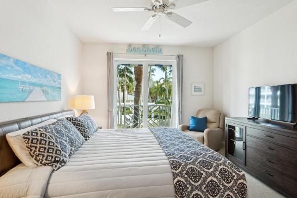 822 Bay Colony Dr S, Juno Beach, Florida 33408, image 1