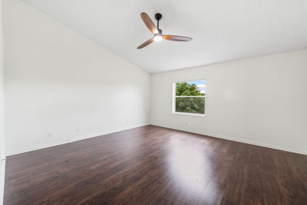 Pine Glen At Abbey Park, 5072 Pine Abbey Dr S, West Palm Beach, Florida 33415, image 3