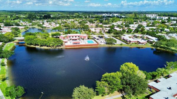 170 Amherst Ln, Lake Worth, Florida 33467, image 1