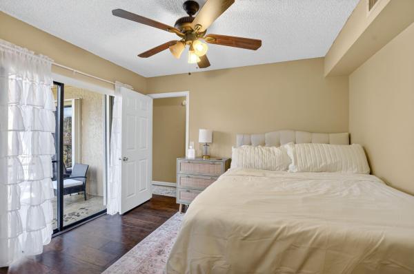 Banyan Lake, 23018 Oxford Pl #D, Boca Raton, Florida 33433, image 1