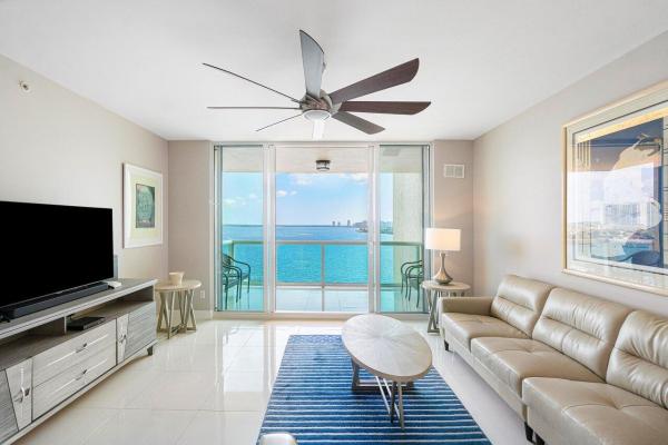 Marina Grande Club & Residences, 2650 Lake Shore Dr #1103, Riviera Beach, Florida 33404, image 1