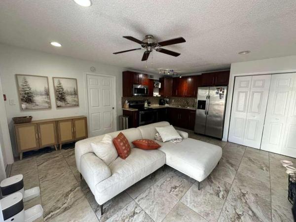 Eden Place, 637 Executive Center Dr #N203, West Palm Beach, Florida 33401, image 3
