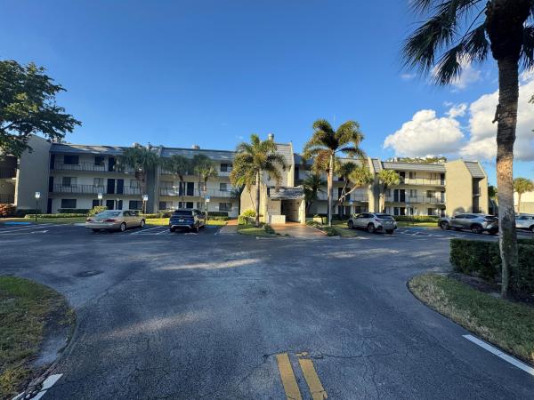 4832 Esedra Ct #106, Lake Worth, Florida 33467, image 1