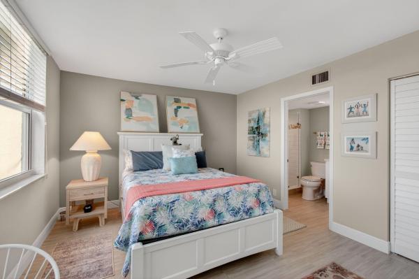 Abbey Village, 25 Abbey Ln #402, Delray Beach, Florida 33446, image 2