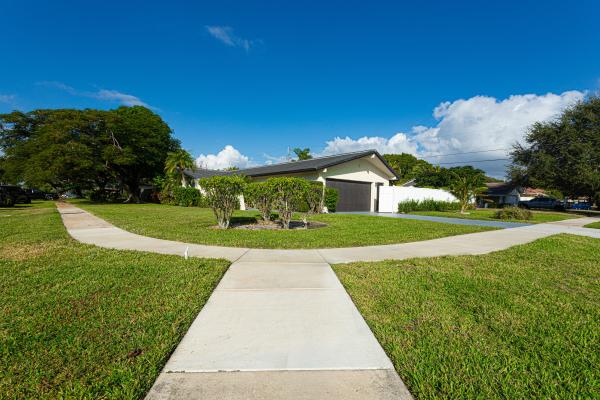 Juno Isles, 2013 Ardley Rd, North Palm Beach, Florida 33408, image 3