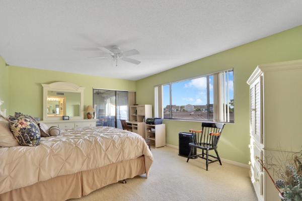 Oak Harbour, 346 Oak Harbour Dr, Juno Beach, Florida 33408, image 2
