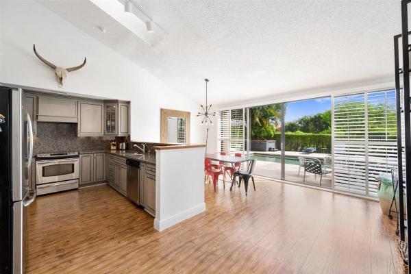 Windsor Way, 2592 Sheltingham Dr, Wellington, Florida 33414, image 1