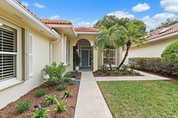 Oaks East, 231 E Tall Oaks Cir, Palm Beach Gardens, Florida 33410, image 1