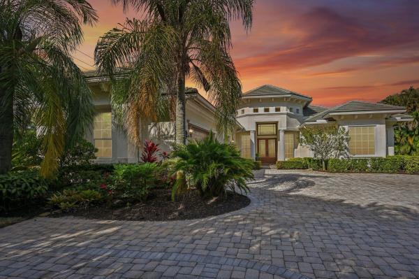 8399 SE Island Way, Jupiter, Florida 33458, image 1