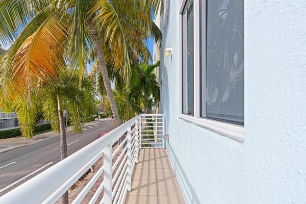 108 Lake Ave #203, Lake Worth, Florida 33460, image 1