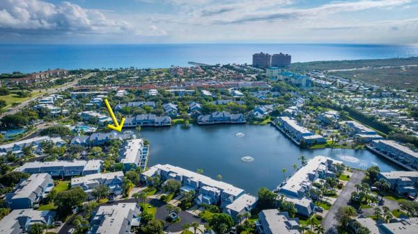 Villas Of Ocean Dunes, 1513 Ocean Dunes Cir, Jupiter, Florida 33477, image 1
